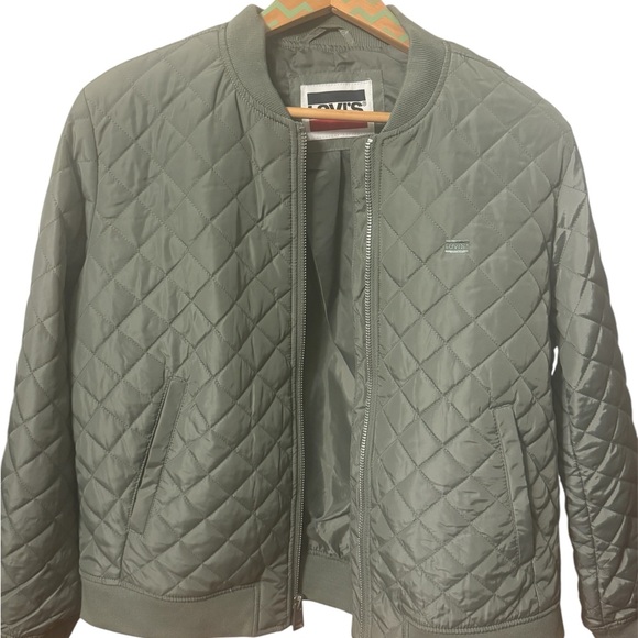 NWT Levi's Diamond-Quilt Bomber Jacket - Sage Green - Picture 2 of 7